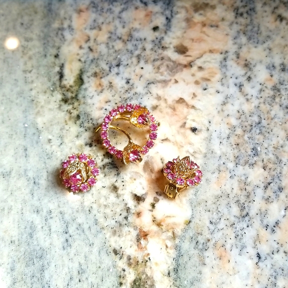 Vintage TULIP Brooch and Clip Earrings Set - Picture 2 of 5